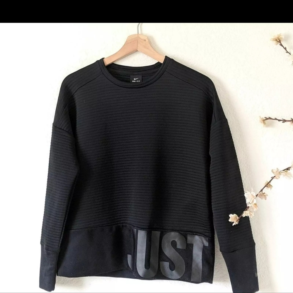 Nike sweatshirt